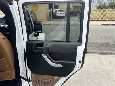 2014 Jeep Wrangler Unlimited Sahara   - Photo 24 - South Gate, CA 90280
