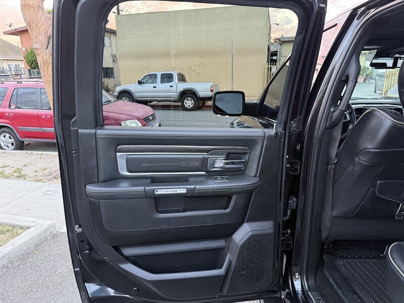 2017 RAM 1500 Laramie Longhorn - Photo 24 - South Gate, CA 90280