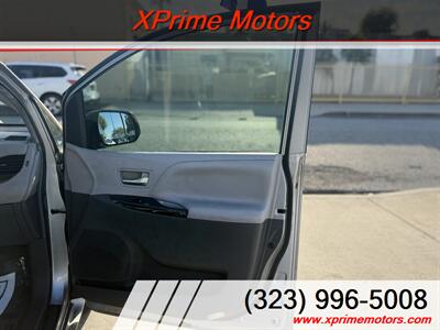 2015 Toyota Sienna Limited 7-Passenger   - Photo 35 - South Gate, CA 90280