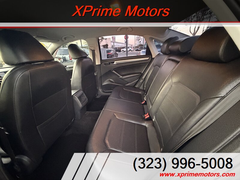 2018 Volkswagen Passat 2.0T R-Line - Photo 22 - South Gate, CA 90280