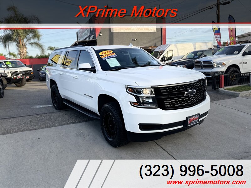 2018 Chevrolet Suburban LT   - Photo 1 - South Gate, CA 90280