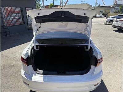 2019 Volkswagen Jetta SEL 4dr Sedan   - Photo 12 - South Gate, CA 90280