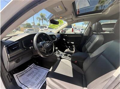 2019 Volkswagen Jetta SEL 4dr Sedan   - Photo 18 - South Gate, CA 90280