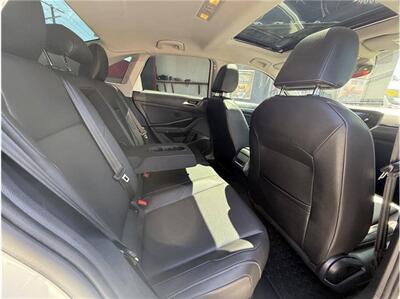 2019 Volkswagen Jetta SEL 4dr Sedan   - Photo 32 - South Gate, CA 90280
