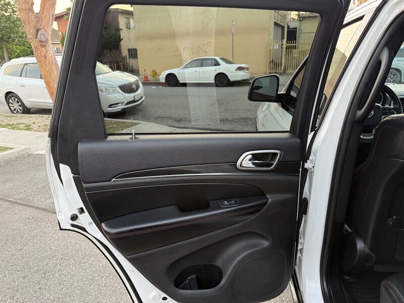 2018 Jeep Grand Cherokee Trailhawk   - Photo 30 - South Gate, CA 90280