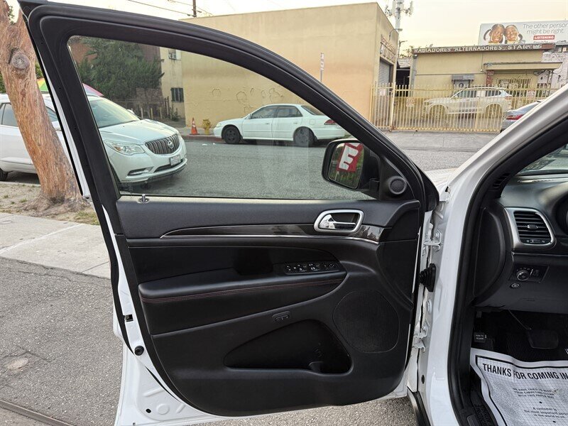 2018 Jeep Grand Cherokee Trailhawk   - Photo 17 - South Gate, CA 90280