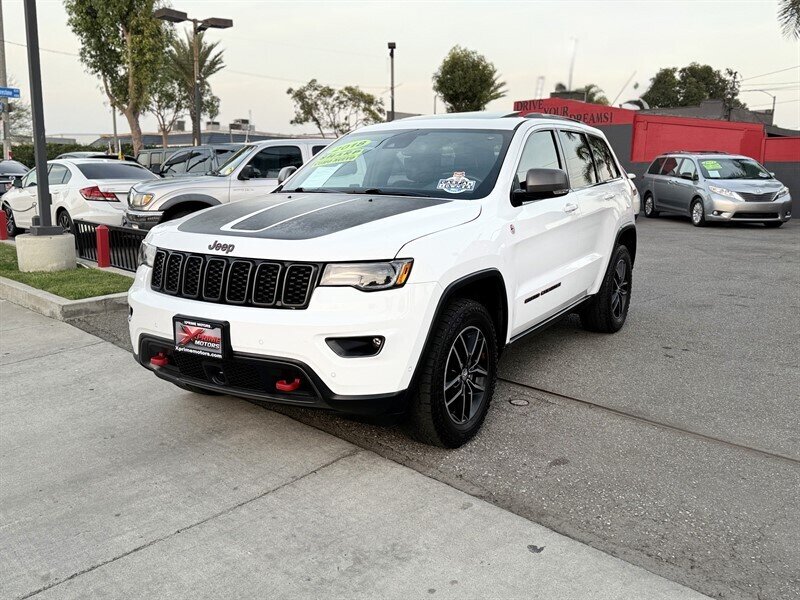 2018 Jeep Grand Cherokee Trailhawk   - Photo 4 - South Gate, CA 90280
