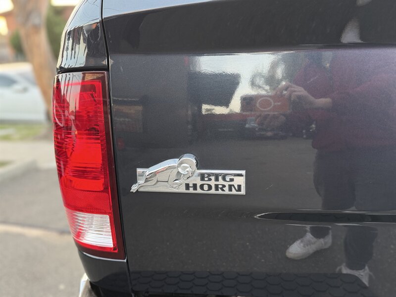 2016 RAM 1500 SLT - Photo 12 - South Gate, CA 90280