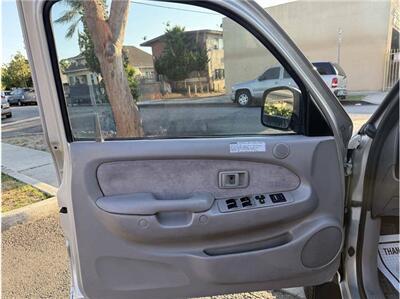 2002 Toyota Tacoma PreRunner V6 4dr Double Cab 2WD SB   - Photo 17 - South Gate, CA 90280