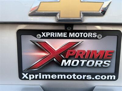 2019 Chevrolet Suburban LT   - Photo 13 - South Gate, CA 90280