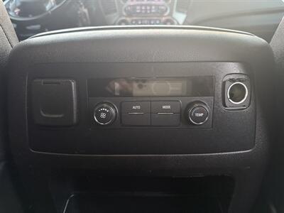 2019 Chevrolet Suburban LT   - Photo 32 - South Gate, CA 90280