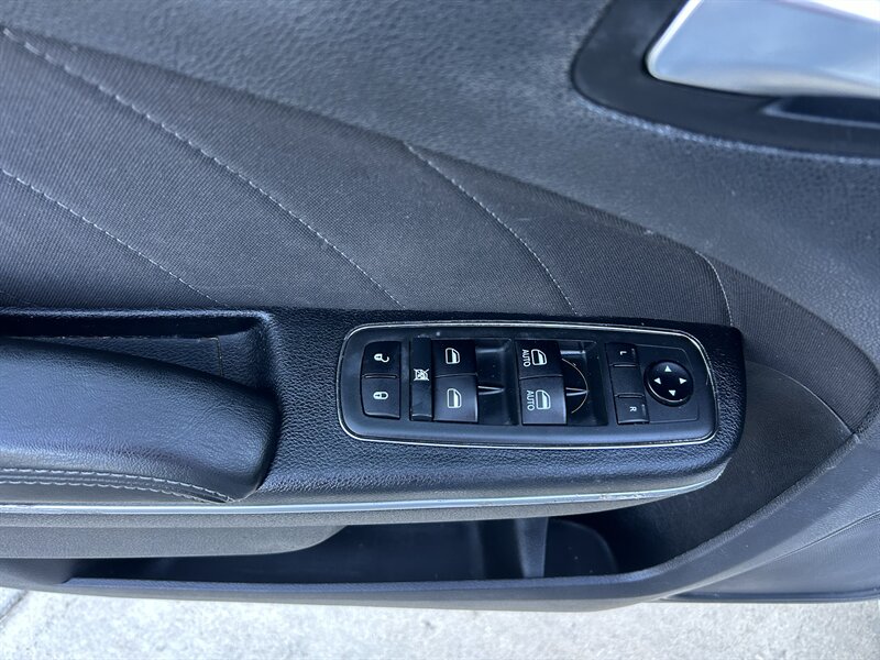 2020 Dodge Charger SXT - Photo 11 - South Gate, CA 90280