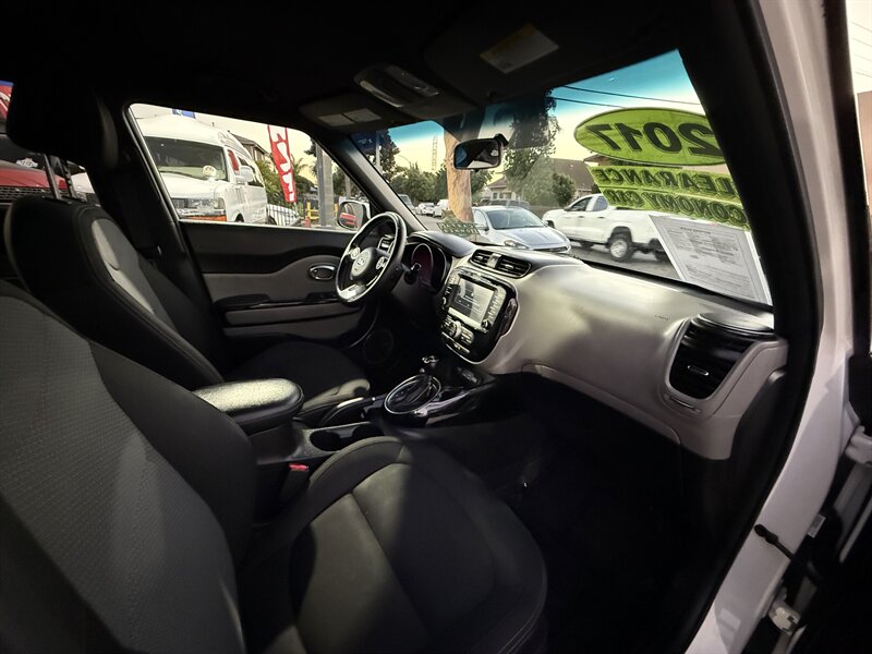 2017 Kia Soul +   - Photo 27 - South Gate, CA 90280