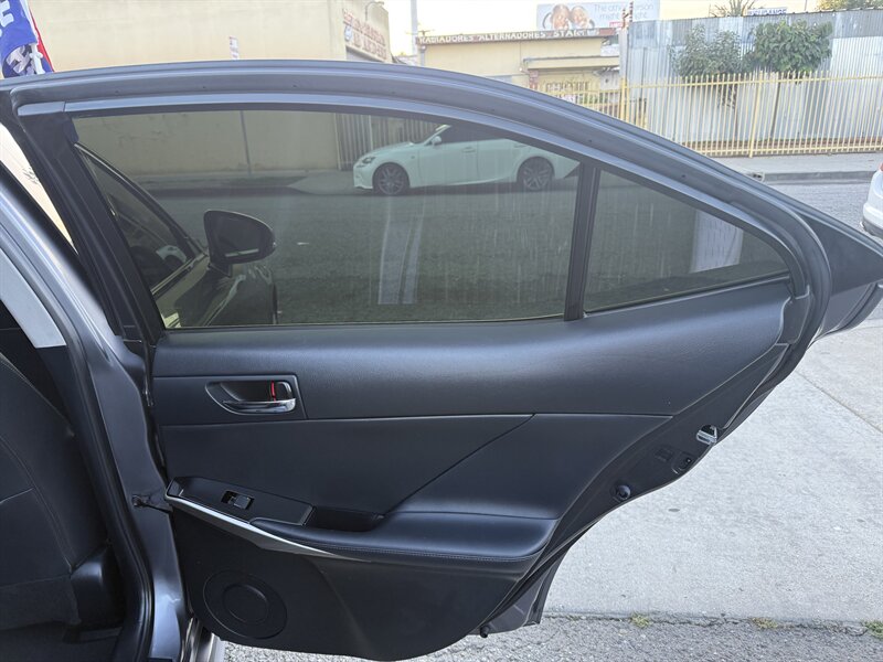 2016 Lexus IS 200t - Photo 30 - South Gate, CA 90280