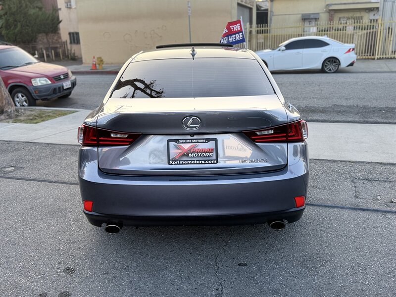 2016 Lexus IS 200t - Photo 7 - South Gate, CA 90280