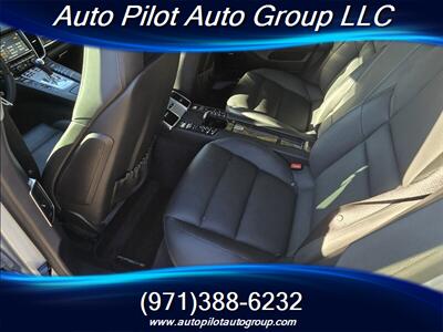 2014 Porsche Panamera   - Photo 14 - Oregon City, OR 97045