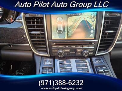2014 Porsche Panamera   - Photo 11 - Oregon City, OR 97045