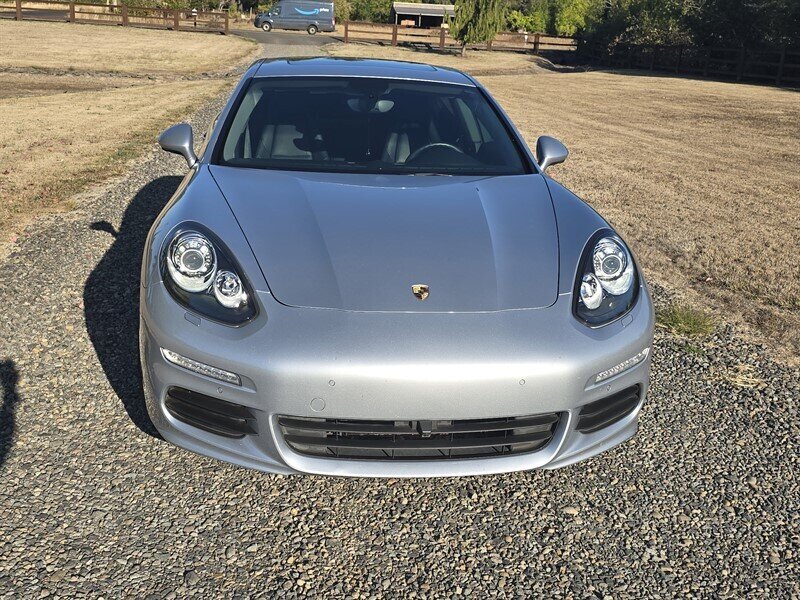 2014 Porsche Panamera  