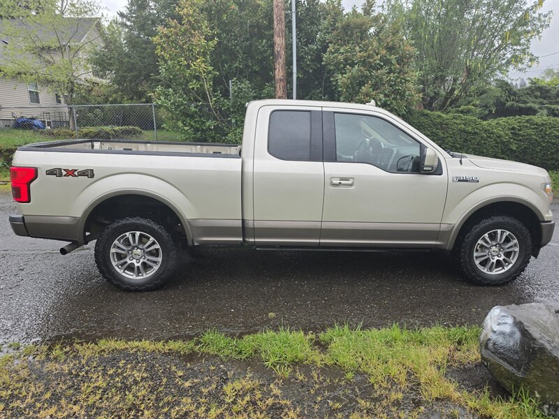 2018 Ford F-150 Lariat   - Photo 1 - Oregon City, OR 97045