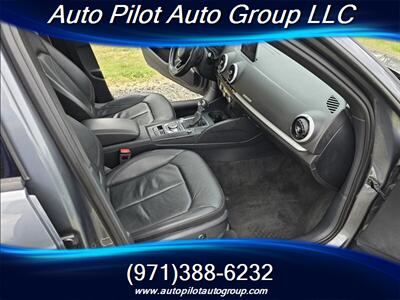 2018 Audi A3 Sportback e-tron 1.4T Premium   - Photo 9 - Oregon City, OR 97045