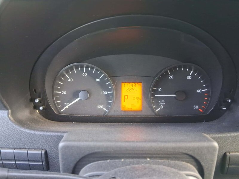 2013 Mercedes-Benz Sprinter 2500 - Photo 16 - Oregon City, OR 97045
