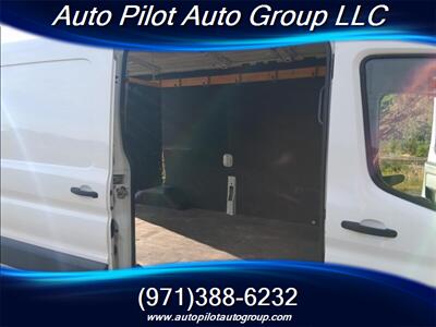 2016 Ford Transit 250   - Photo 14 - Oregon City, OR 97045
