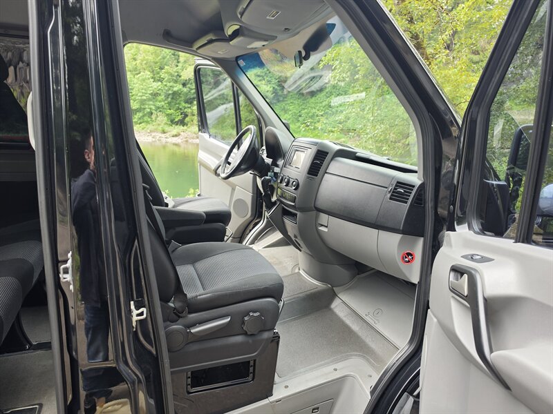 2011 Mercedes-Benz Sprinter 2500 - Photo 9 - Oregon City, OR 97045