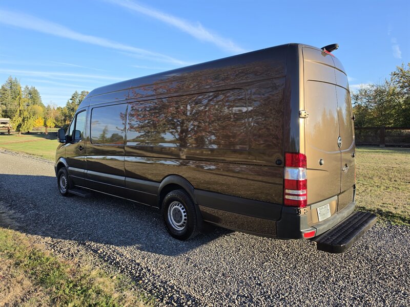 2017 Freightliner Sprinter 2500 - Photo 2 - Oregon City, OR 97045