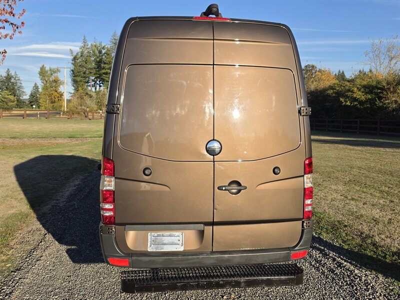 2017 Freightliner Sprinter 2500 - Photo 3 - Oregon City, OR 97045