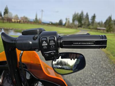 2021 Harley Davidson FXLR ROAD GLIDE   - Photo 10 - Oregon City, OR 97045