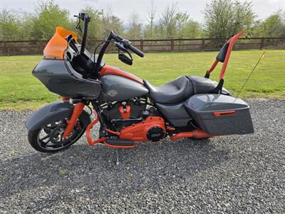2021 Harley Davidson FXLR ROAD GLIDE   - Photo 1 - Oregon City, OR 97045