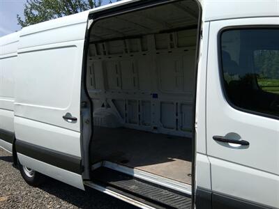 2018 Mercedes-Benz Sprinter Worker 2500 - Photo 13 - Oregon City, OR 97045
