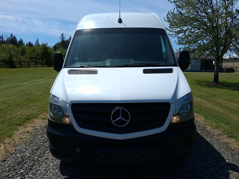 2018 Mercedes-Benz Sprinter Worker 2500 - Photo 6 - Oregon City, OR 97045