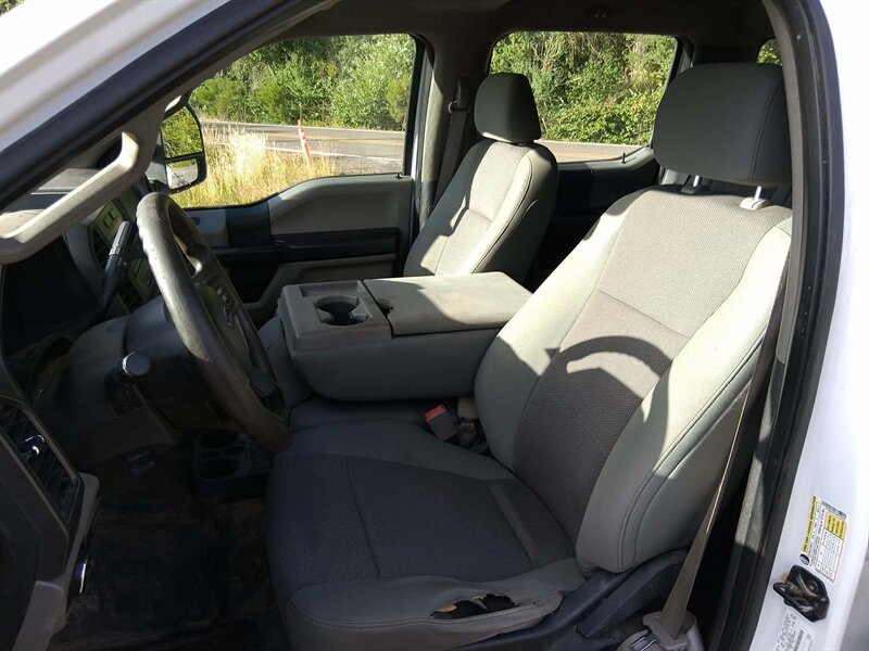2018 Ford F-350 Super Duty XL - Photo 8 - Oregon City, OR 97045