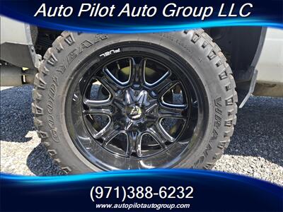 2019 Chevrolet Silverado 2500 LTZ   - Photo 9 - Oregon City, OR 97045