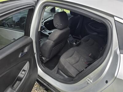 2018 Chevrolet Volt LT   - Photo 9 - Oregon City, OR 97045