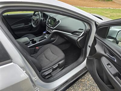 2018 Chevrolet Volt LT   - Photo 11 - Oregon City, OR 97045