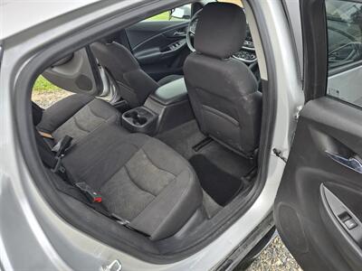 2018 Chevrolet Volt LT   - Photo 10 - Oregon City, OR 97045