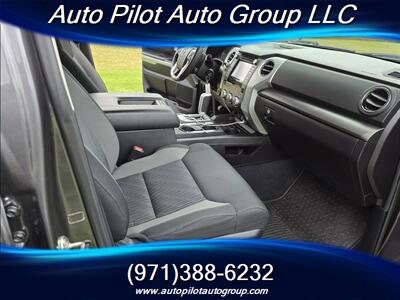 2014 Toyota Tundra SR5 - Photo 10 - Oregon City, OR 97045