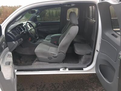 2011 Toyota Tacoma - Photo 9 - Oregon City, OR 97045