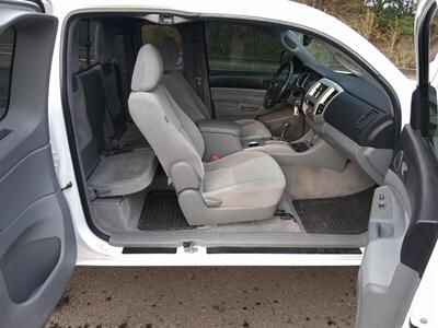 2011 Toyota Tacoma - Photo 10 - Oregon City, OR 97045