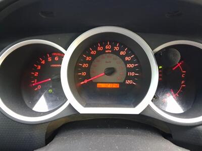 2011 Toyota Tacoma - Photo 12 - Oregon City, OR 97045