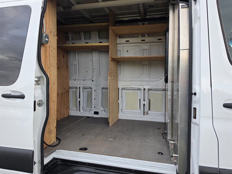 2019 Mercedes-Benz Sprinter 3500XD - Photo 16 - Oregon City, OR 97045