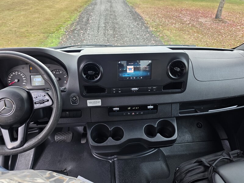 2019 Mercedes-Benz Sprinter 3500XD - Photo 9 - Oregon City, OR 97045