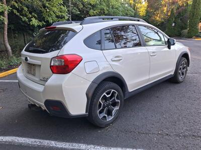 2015 Subaru XV Crosstrek 2.0i Premium   - Photo 2 - Oregon City, OR 97045