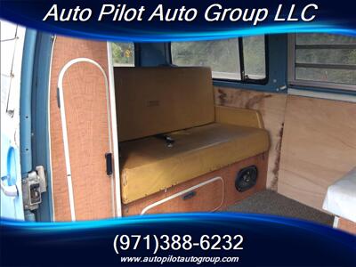1970 Volkswagen Bus/Vanagon Tin top weekender   - Photo 9 - Oregon City, OR 97045