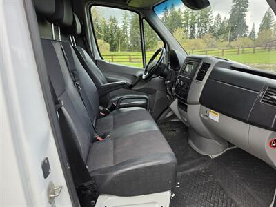 2017 Mercedes-Benz Sprinter 2500   - Photo 12 - Oregon City, OR 97045