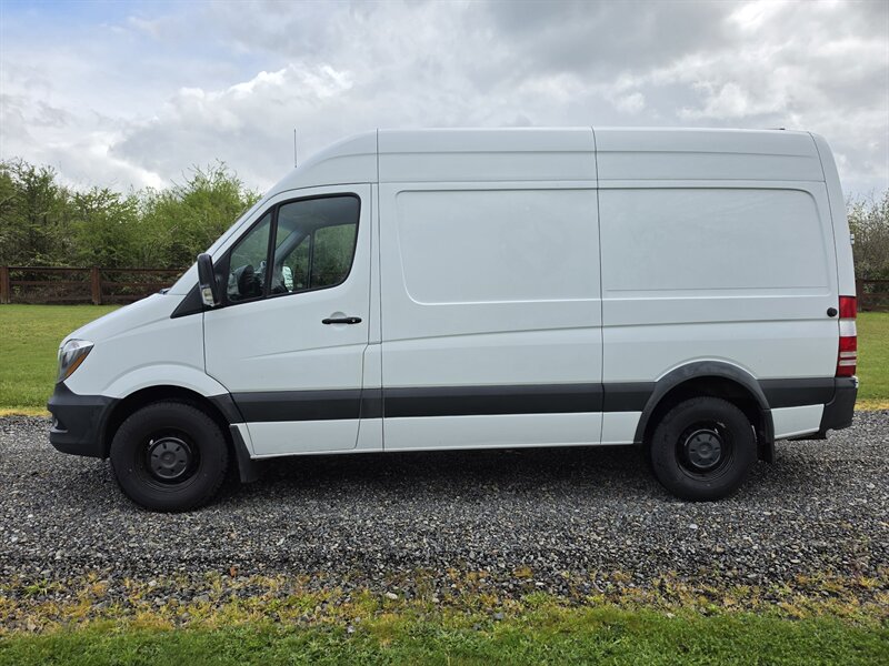 2017 Mercedes-Benz Sprinter 2500   - Photo 1 - Oregon City, OR 97045