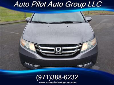 2016 Honda Odyssey SE   - Photo 2 - Oregon City, OR 97045