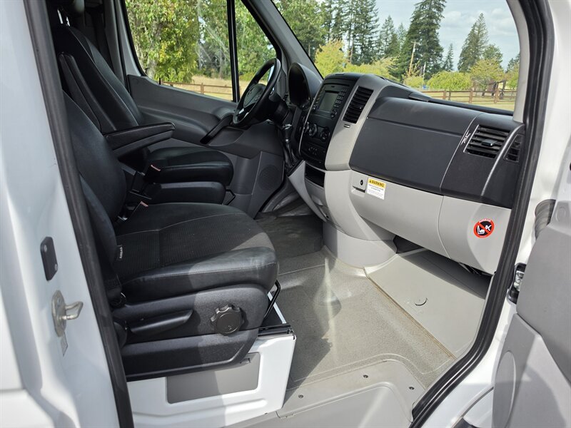 2016 Mercedes-Benz Sprinter 2500 - Photo 10 - Oregon City, OR 97045